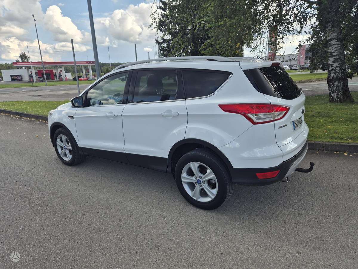 Ford Kuga 2014 — photo 8