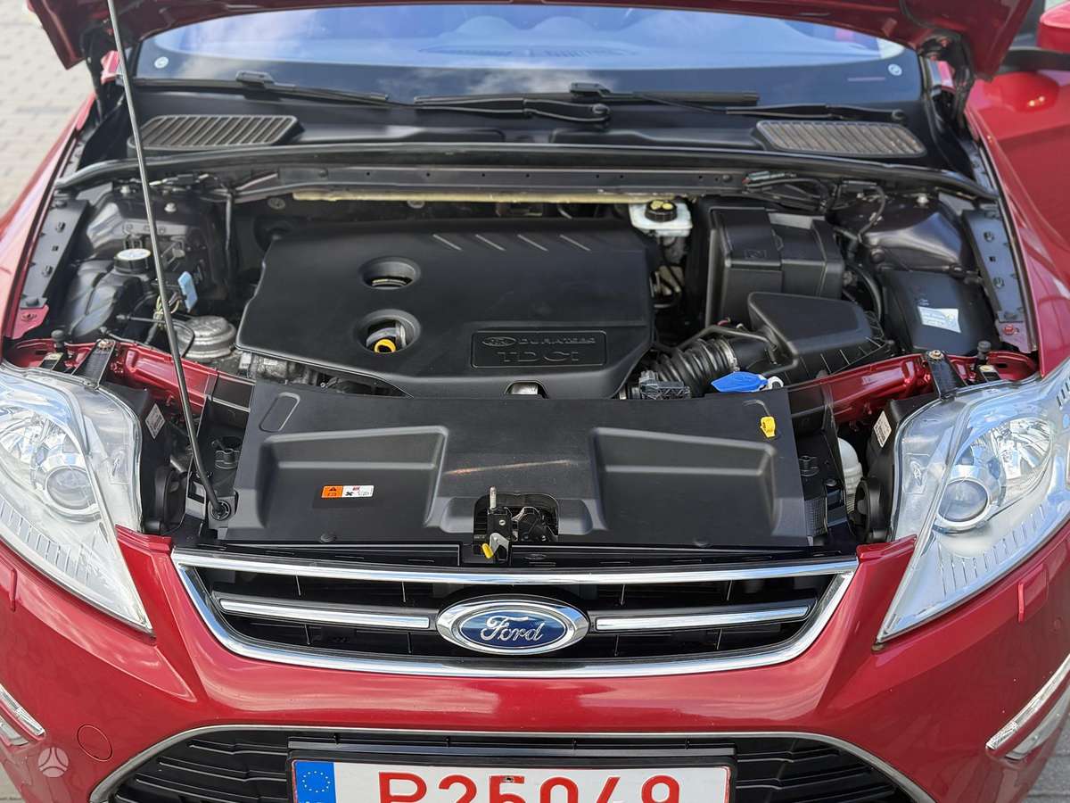 Ford Mondeo 2014 — photo 13
