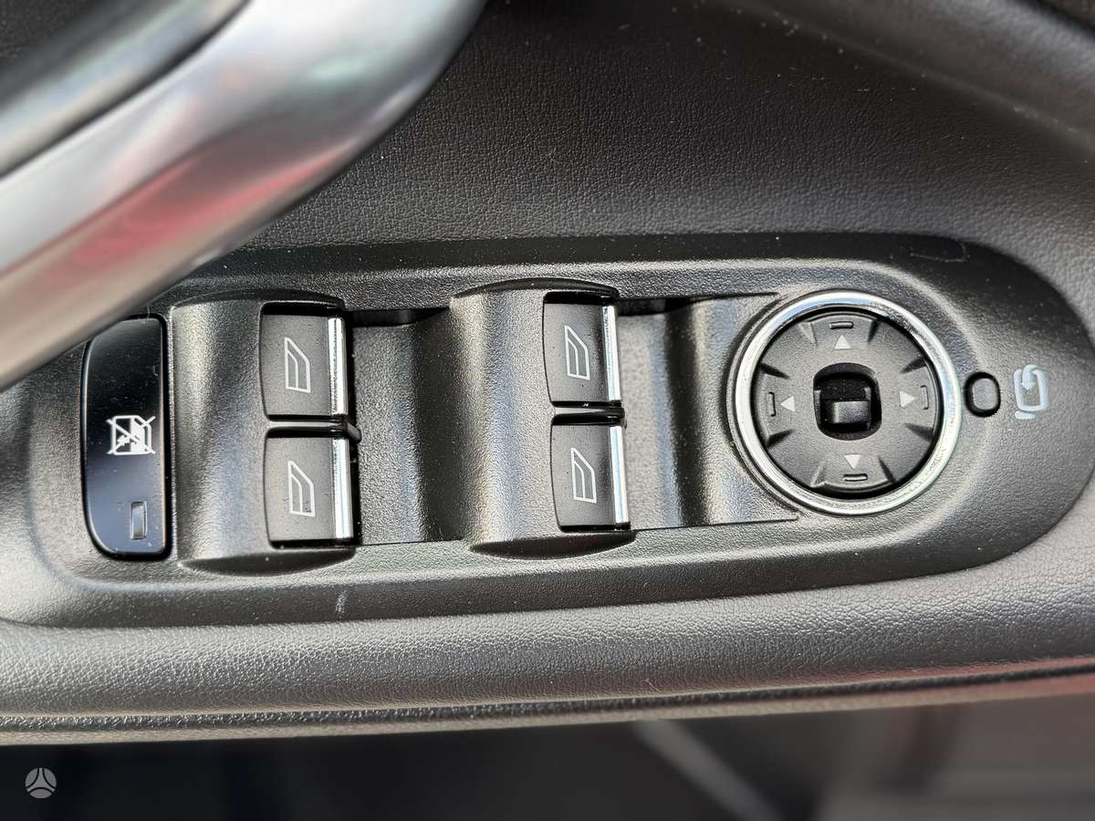 Ford Mondeo 2014 — photo 15