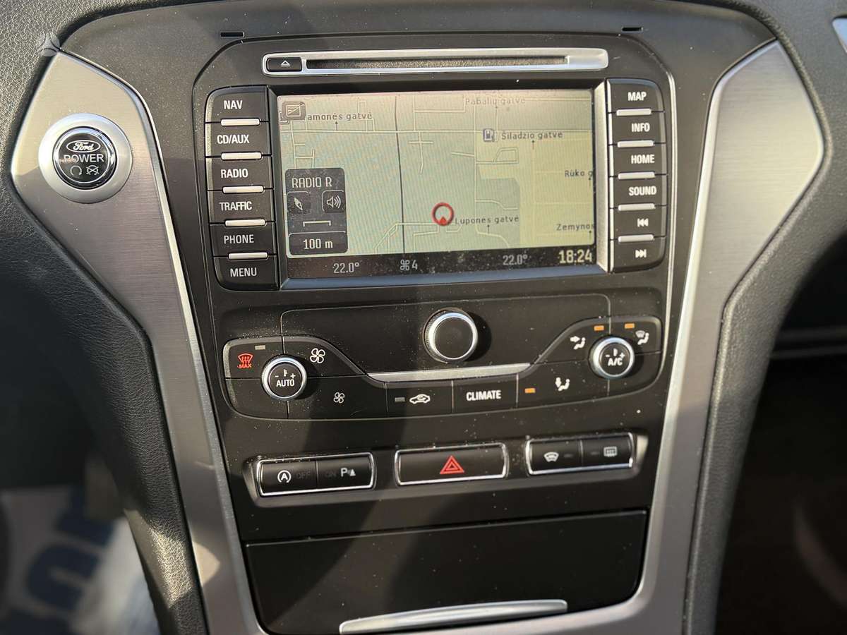 Ford Mondeo 2014 — photo 22