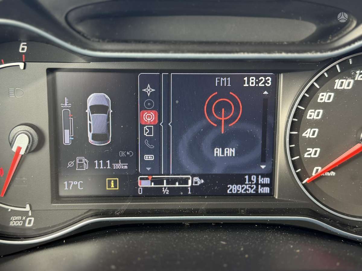 Ford Mondeo 2014 — photo 23
