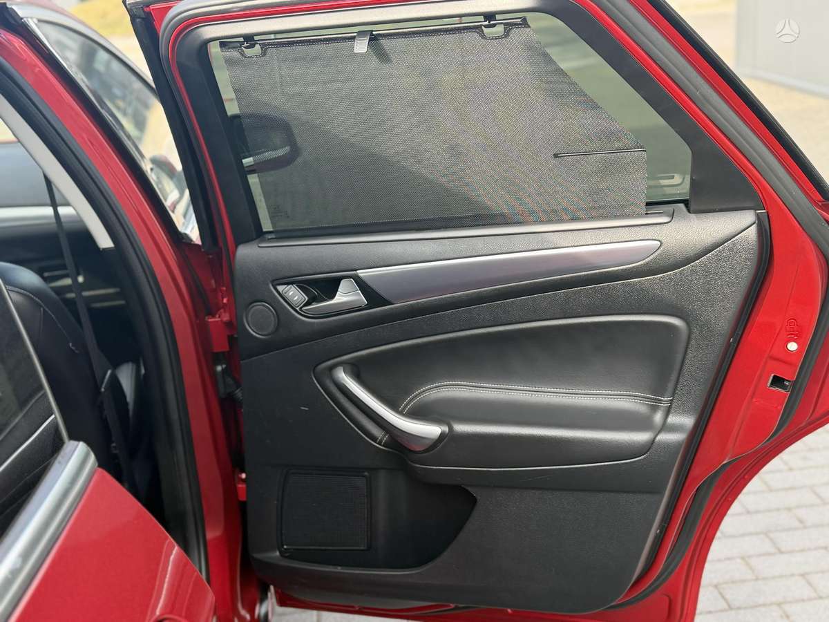 Ford Mondeo 2014 — photo 27