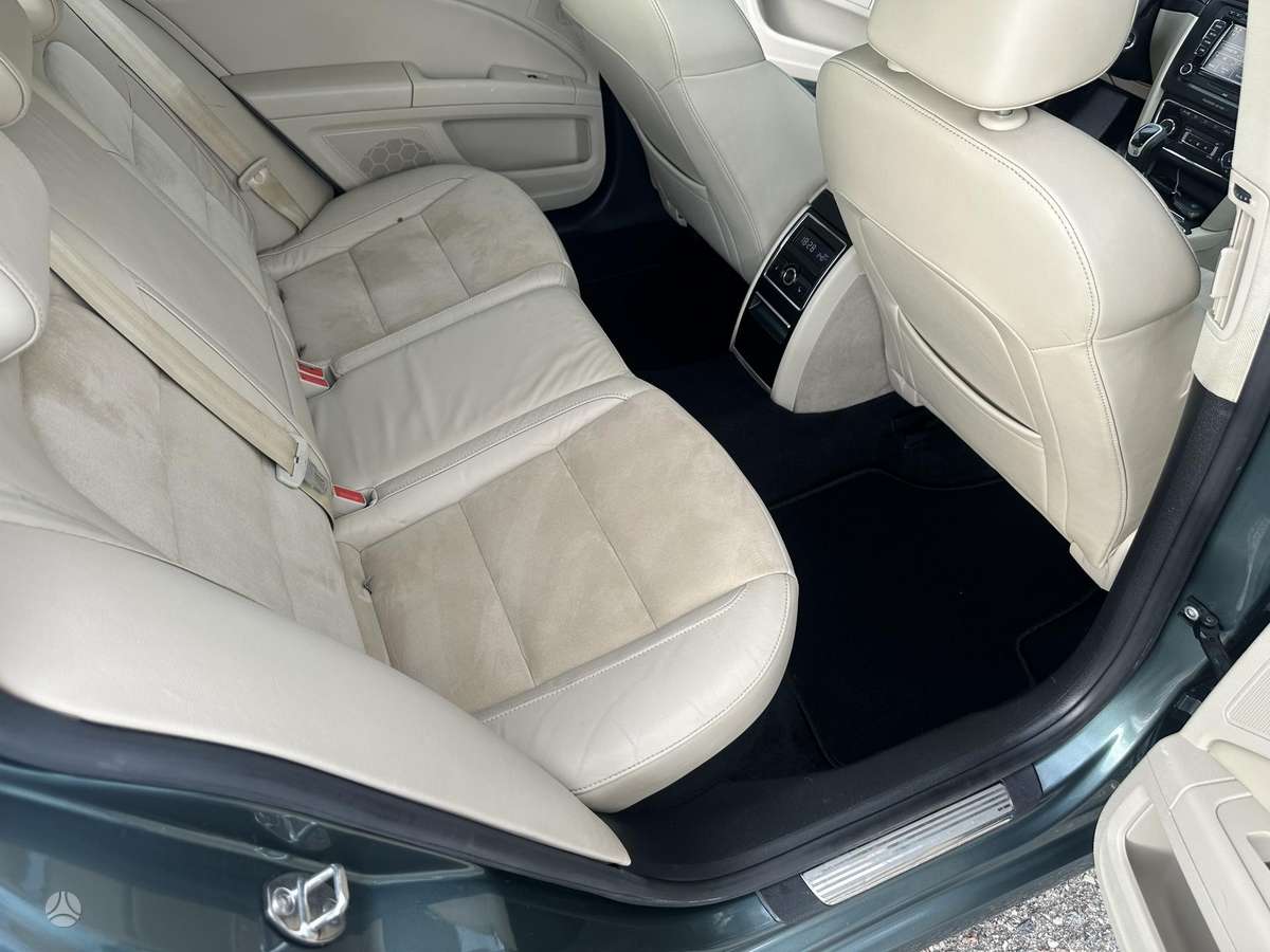 Skoda Superb 2012 — фото 16
