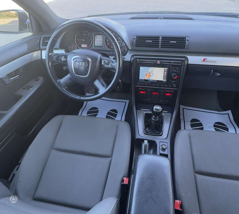 Audi A4 2007 — photo 27