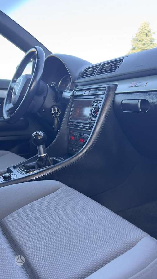 Audi A4 2007 — photo 32
