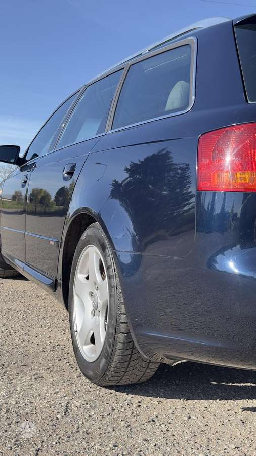 Audi A4 2007 — photo 6
