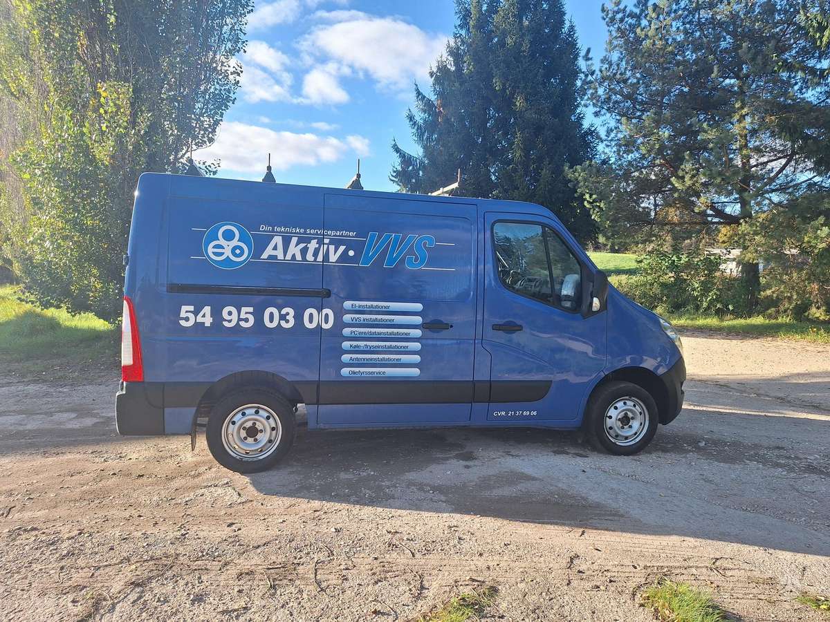 Renault Master 2013 — engine 2300 cm³, 101 HP (74kW)