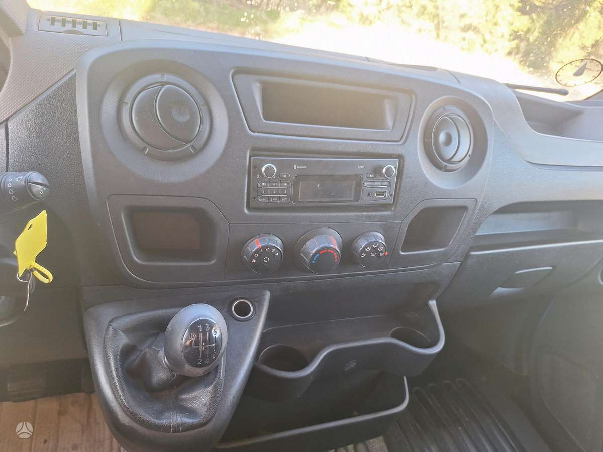 Renault Master 2013 — photo 8