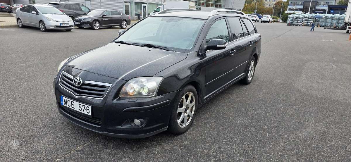 Toyota Avensis 2007 — фото 10