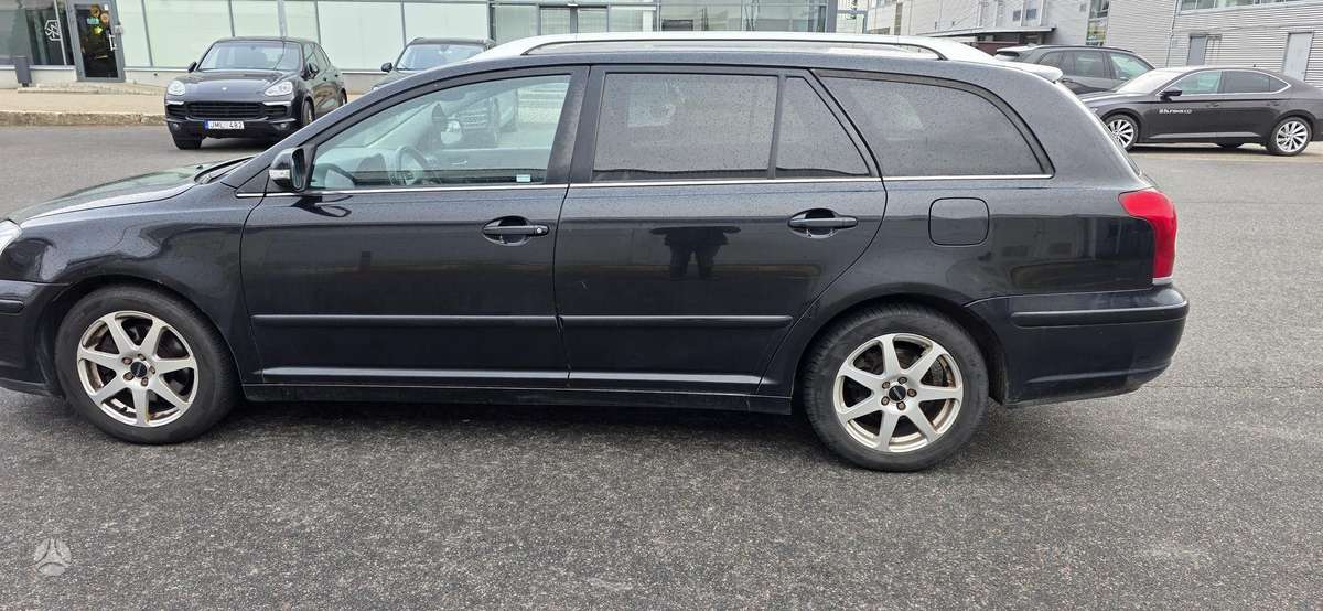 Toyota Avensis 2007 — двигун 1998 cm³, 147 HP (108kW)