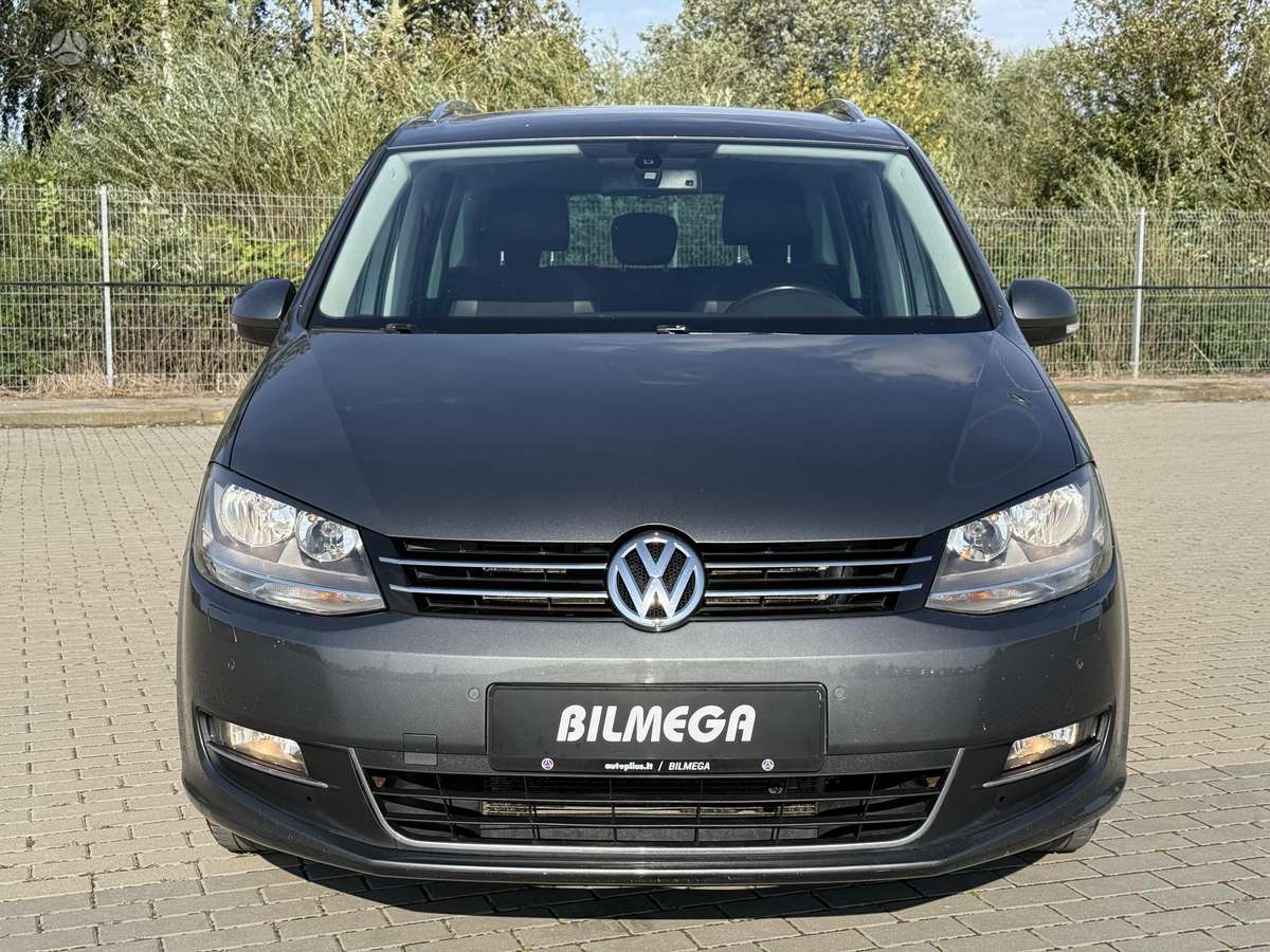 Volkswagen Sharan 2012 — interior