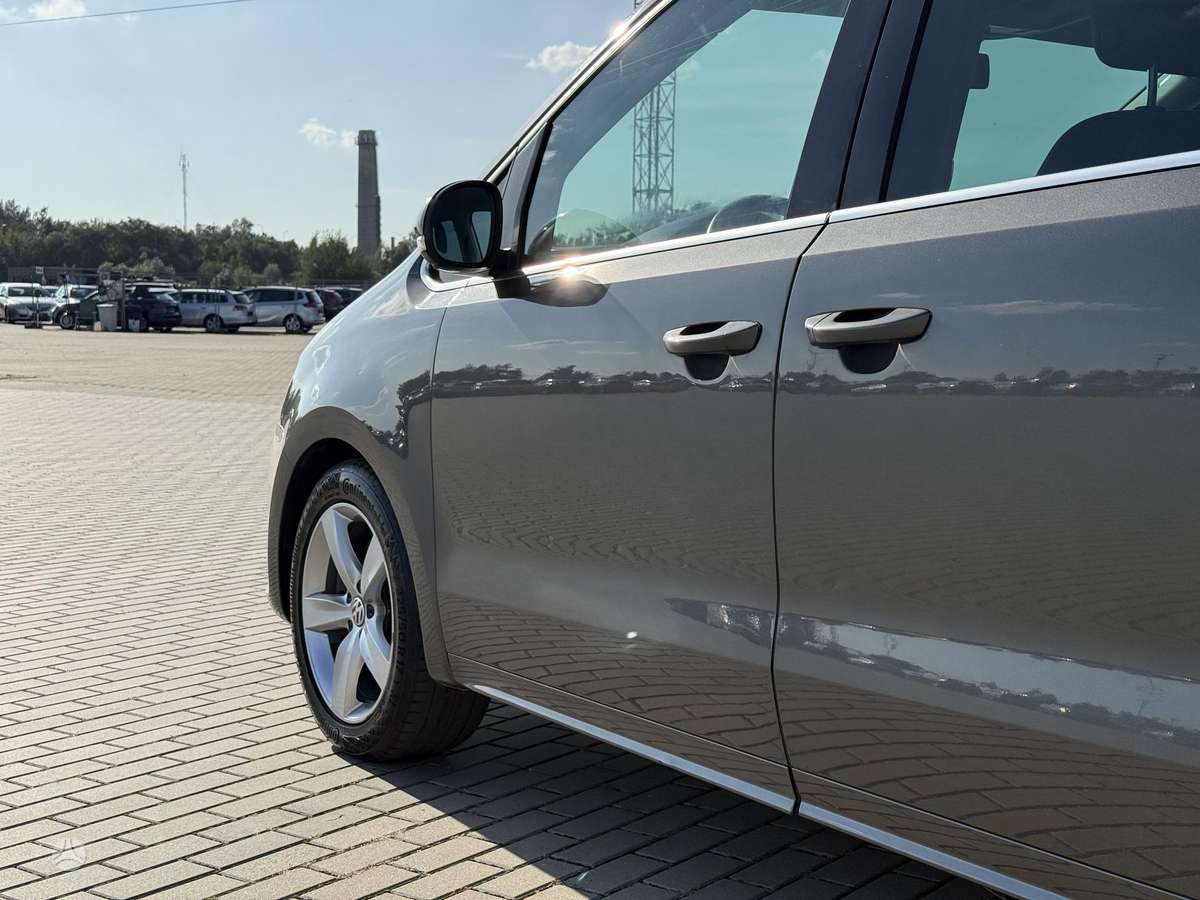 Volkswagen Sharan 2012 — photo 9