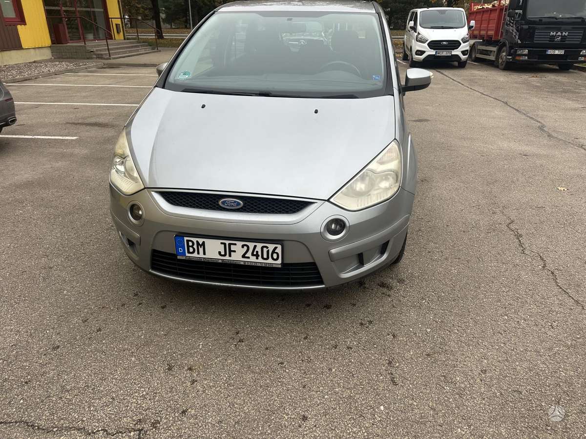 Ford S-MAX 2007 — вигляд ззаду