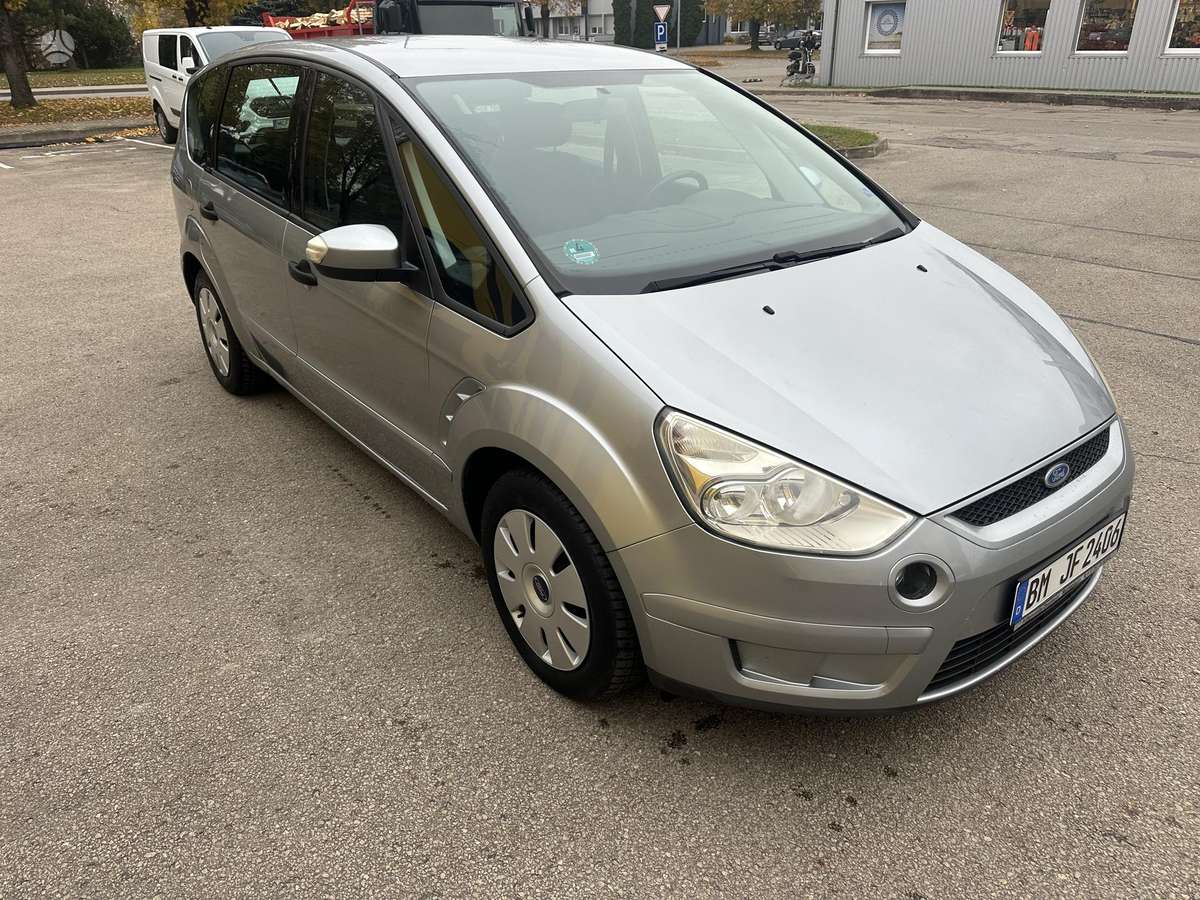 Ford S-MAX 2007 — салон