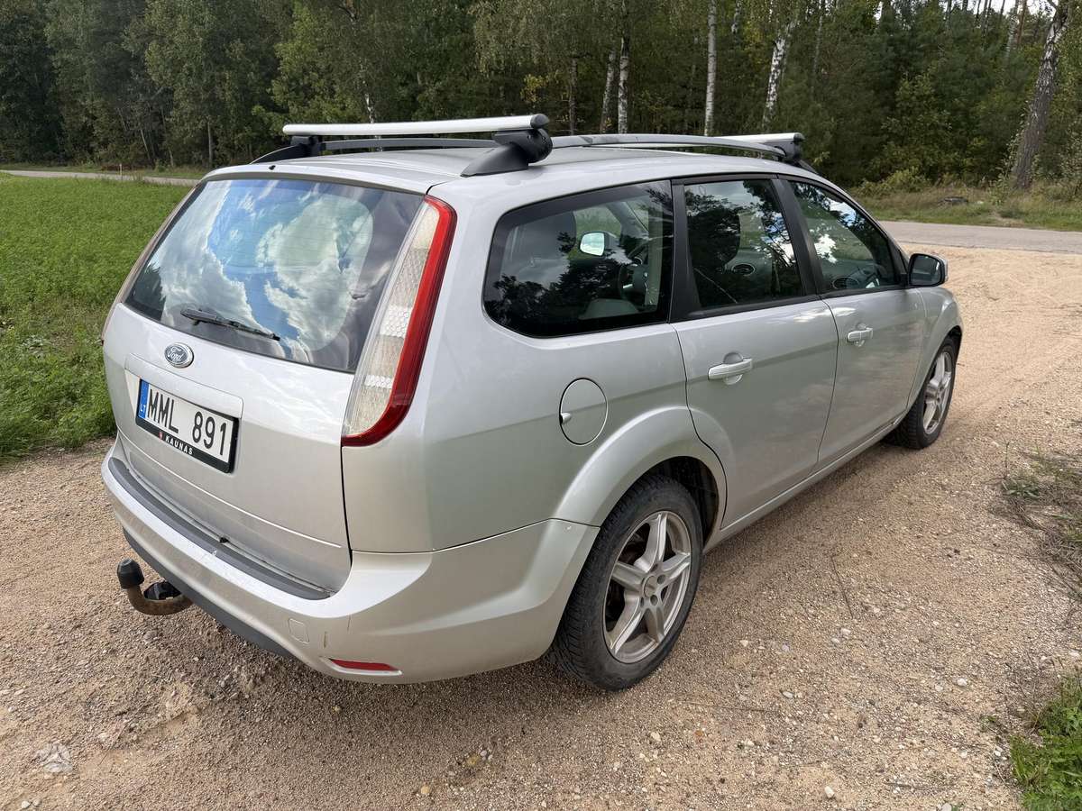 Ford Focus 2008 — photo 5
