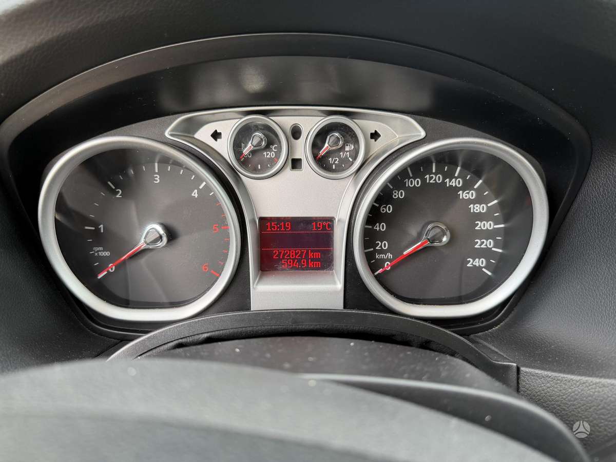 Ford Focus 2008 — photo 8