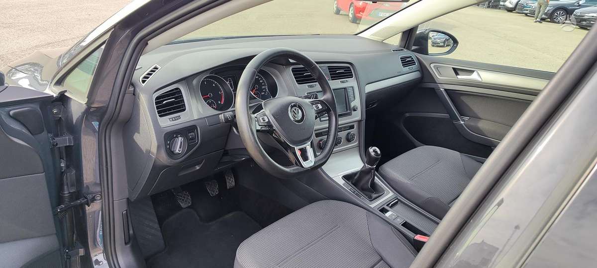 Volkswagen Golf 2015 — photo 10