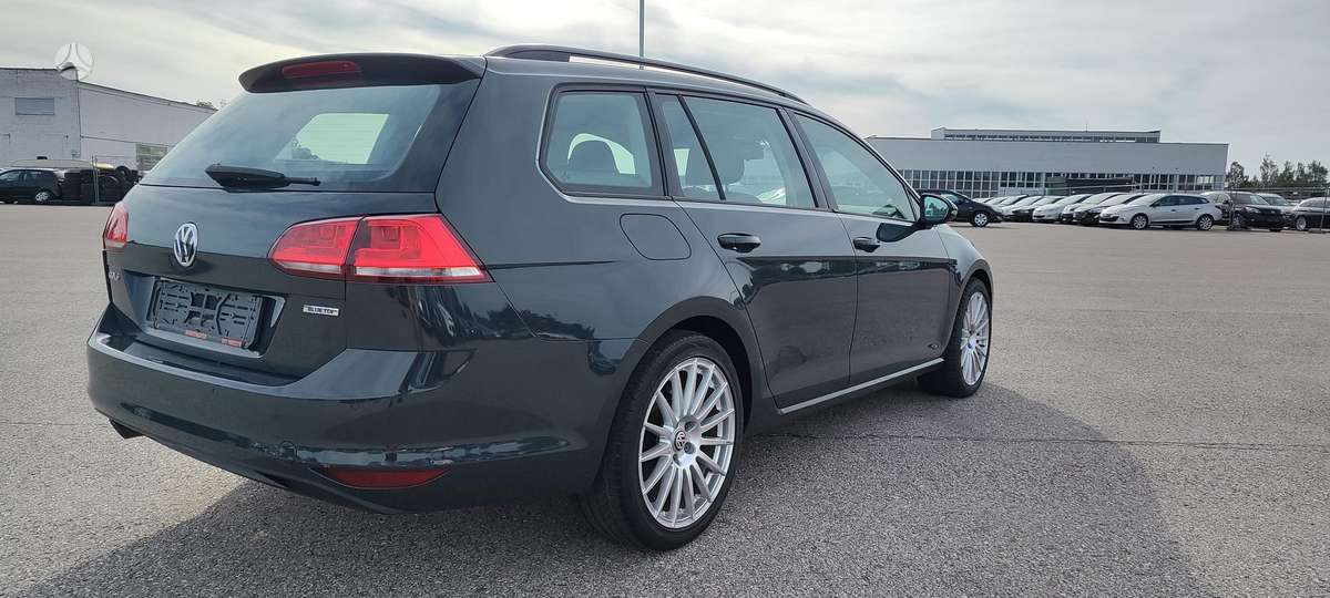 Volkswagen Golf 2015 — interior