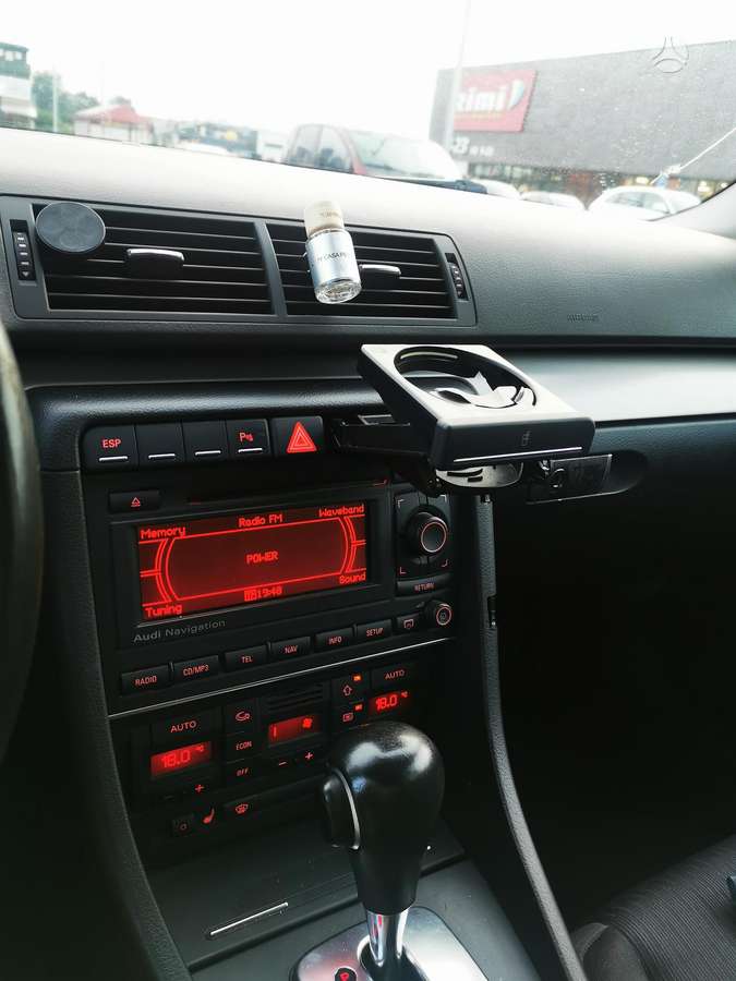 Audi A4 2007 — photo 14