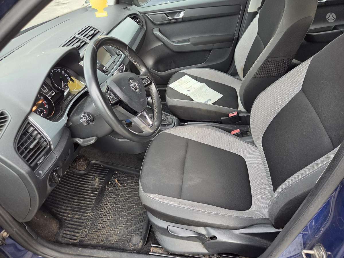 Skoda Fabia 2015 — photo 10