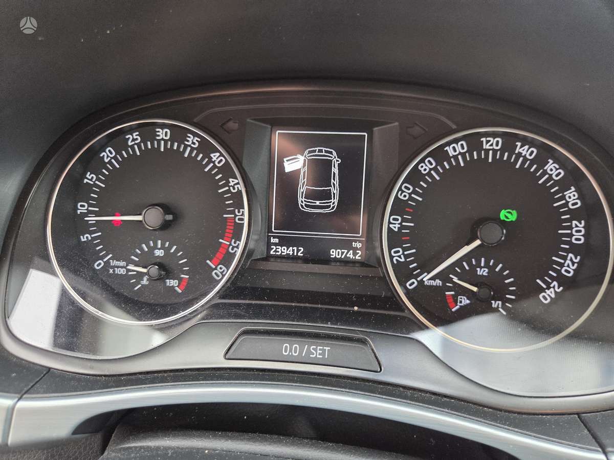 Skoda Fabia 2015 — photo 14