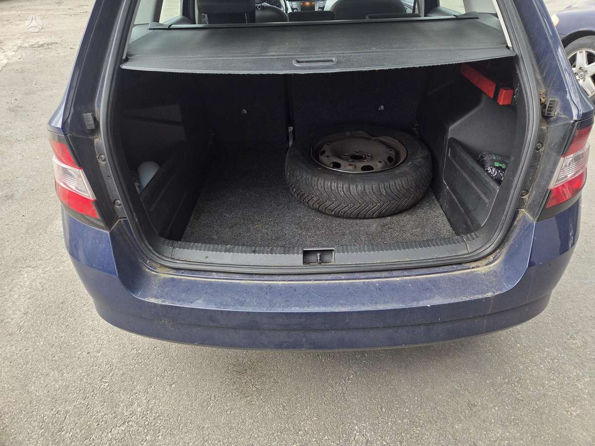 Skoda Fabia 2015 — photo 6