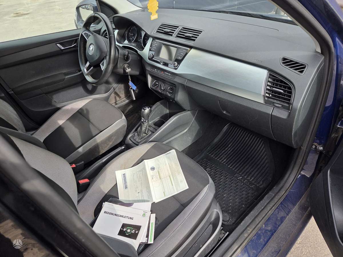 Skoda Fabia 2015 — photo 8