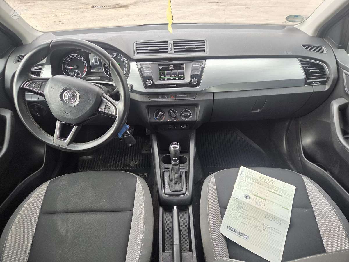Skoda Fabia 2015 — photo 9