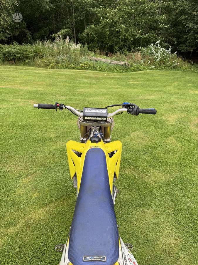 Suzuki RMZ 2006 — engine 450 cm³