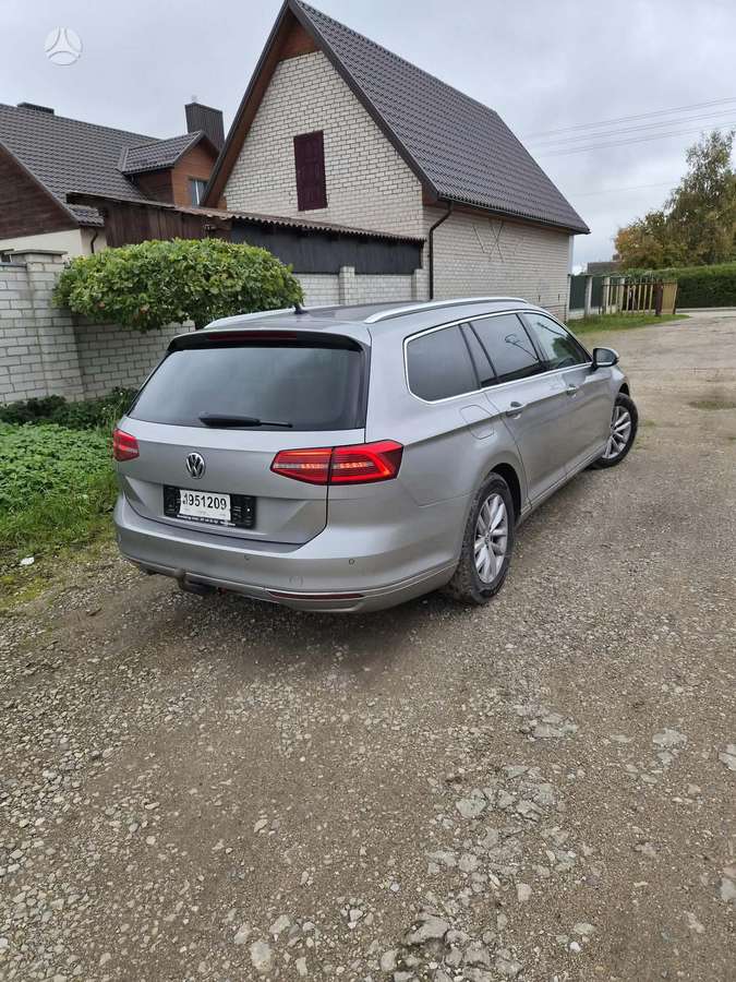 Volkswagen Passat 2015 — салон