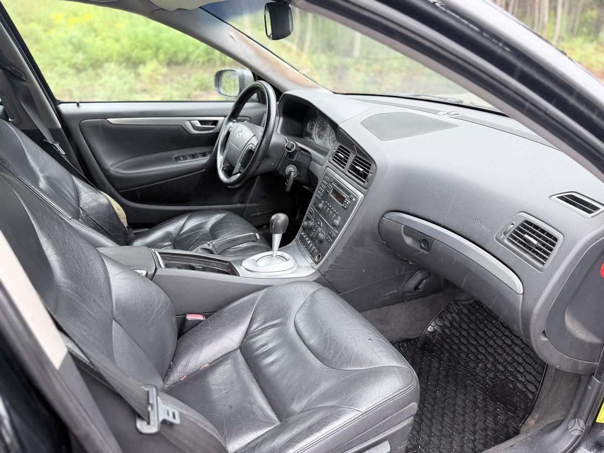 Volvo V70 2007 — photo 9