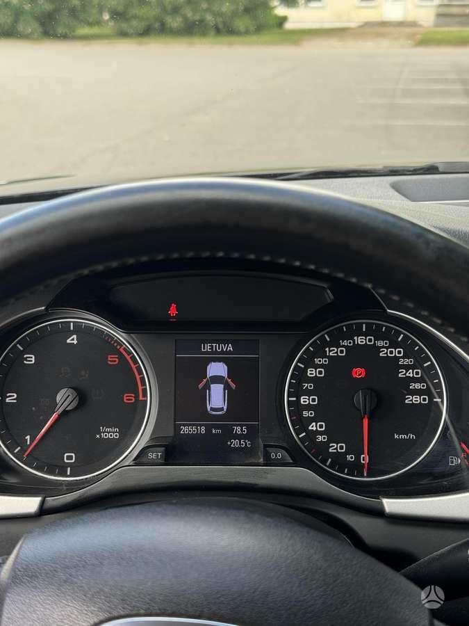 Audi A4 2009 — photo 15