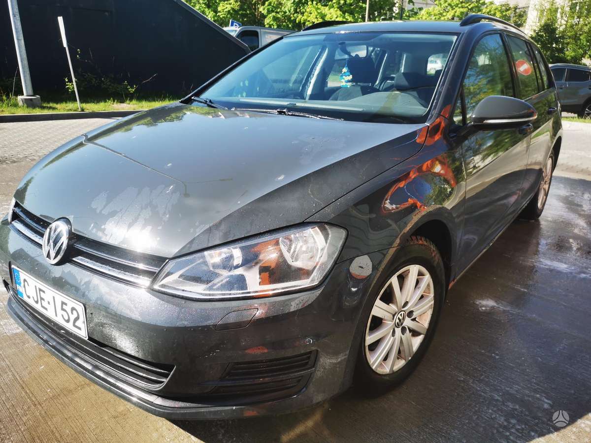 Volkswagen Golf 2013 — interior