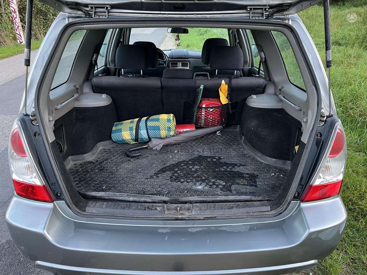 Subaru Forester 2006 — engine 1994 cm³, 158 HP (116kW)