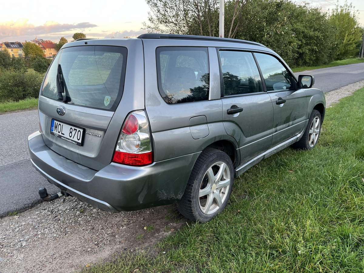 Subaru Forester 2006 — photo 6