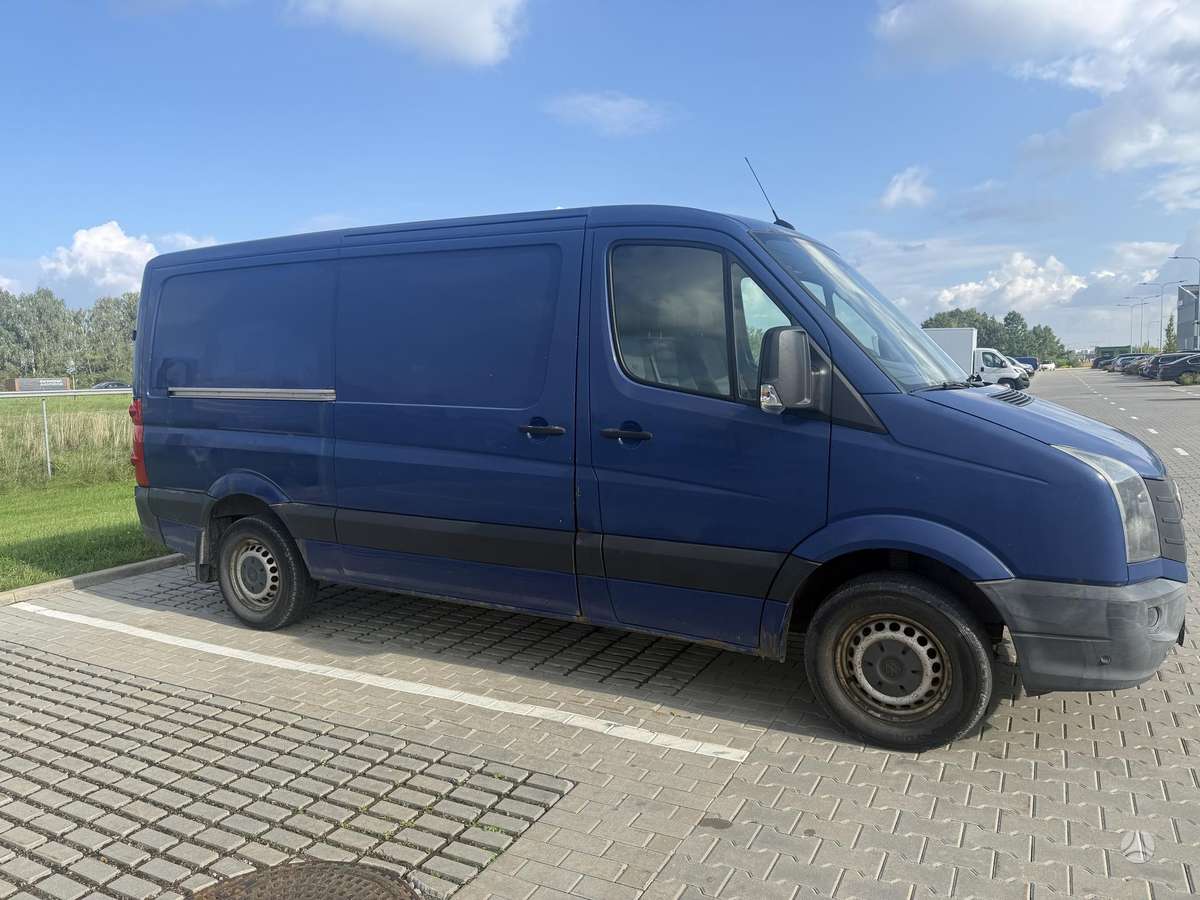 Volkswagen Crafter 2014 — салон