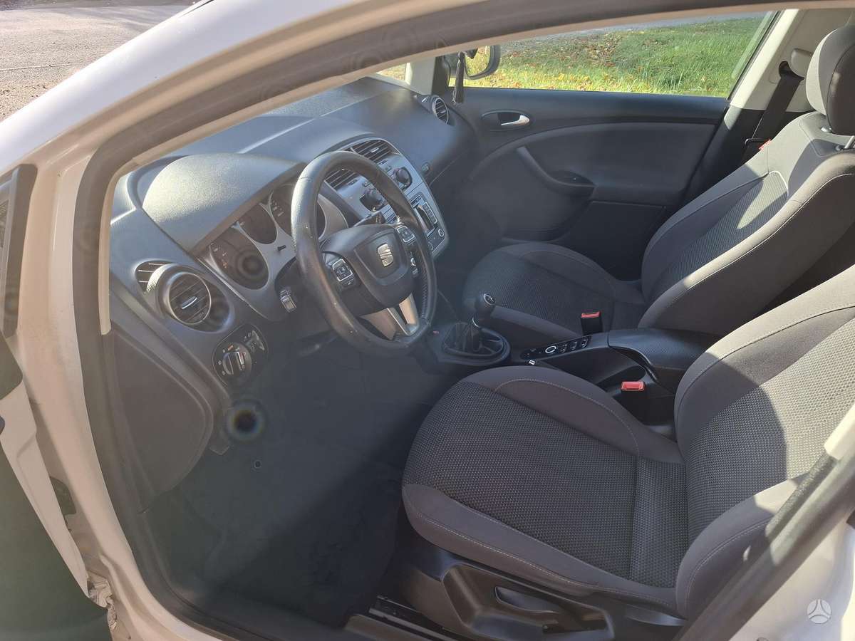 Seat Altea 2015 — фото 14