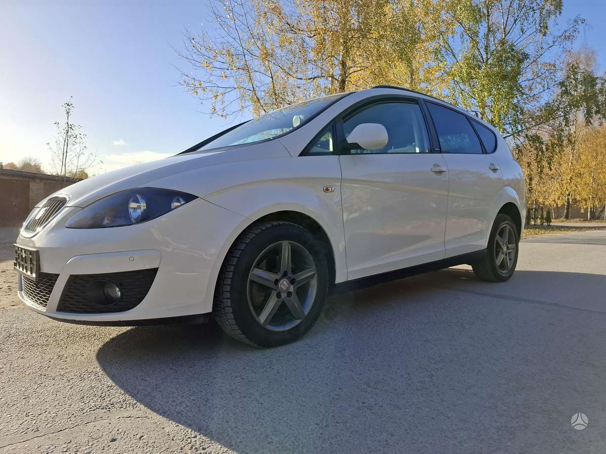 Seat Altea 2015 — вигляд ззаду