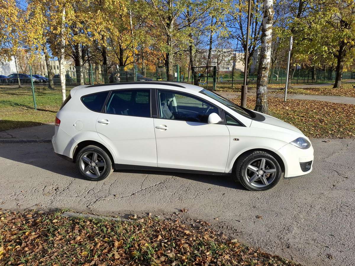 Seat Altea 2015 — фото 21