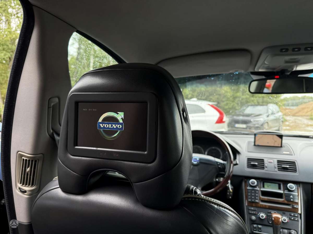 Volvo XC90 2007 — photo 17