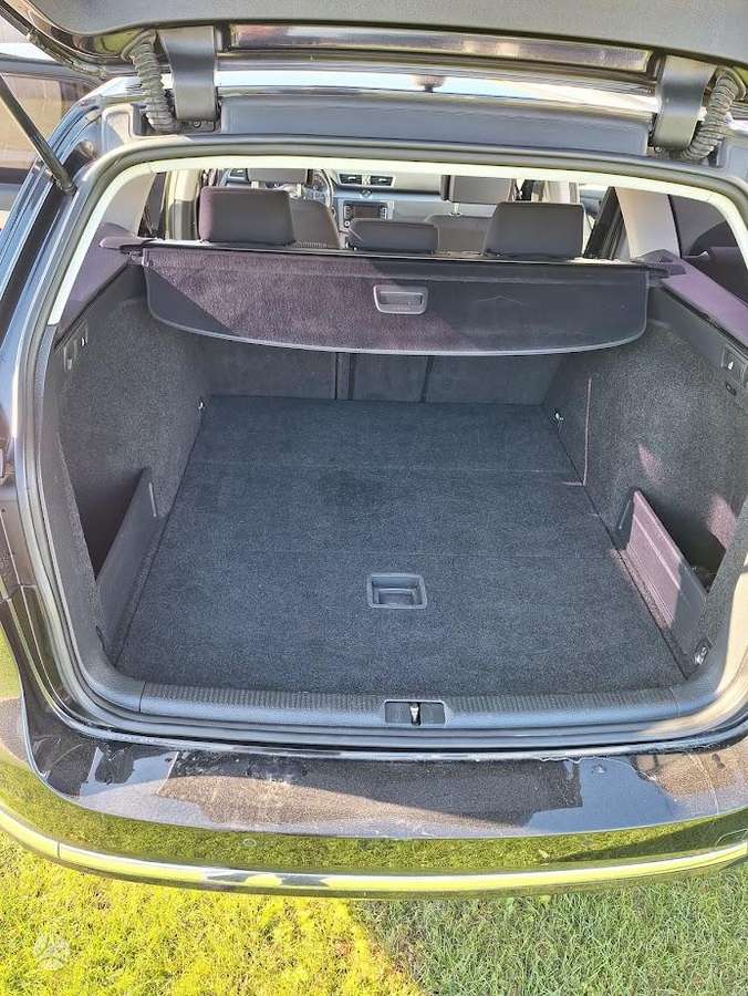 Volkswagen Passat 2011 — photo 5