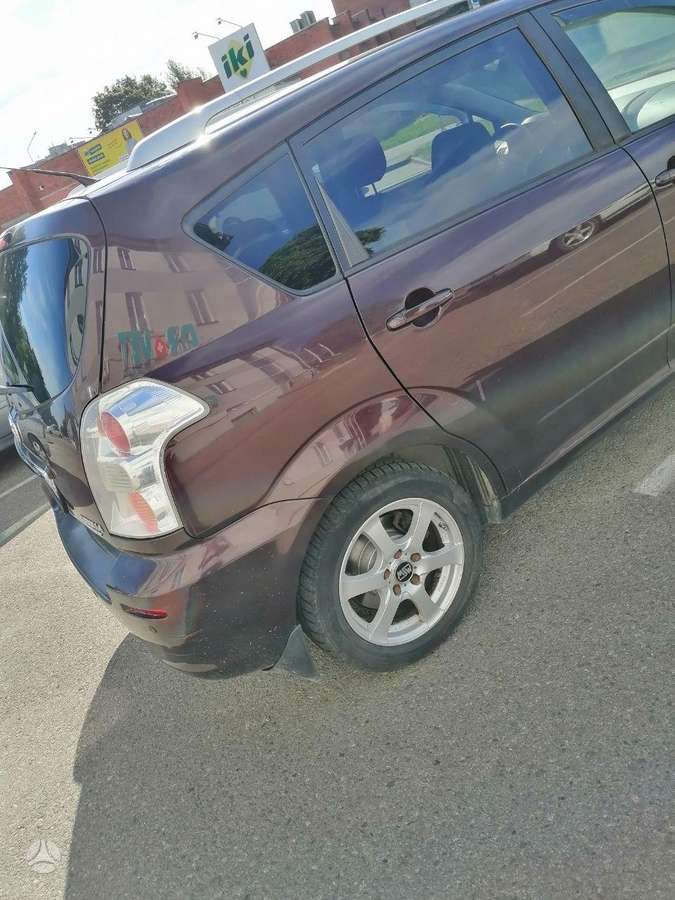 Toyota Corolla 2009 — photo 6