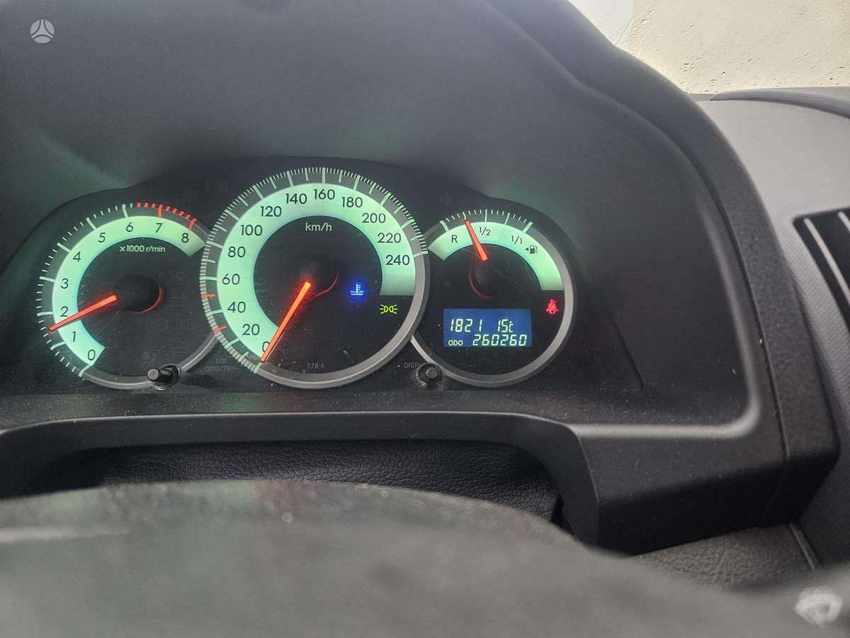 Toyota Corolla 2007 — photo 8