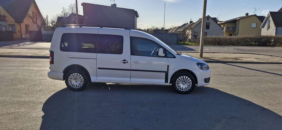 Volkswagen Caddy 2011 — двигун 1600 cm³, 102 HP (75kW)
