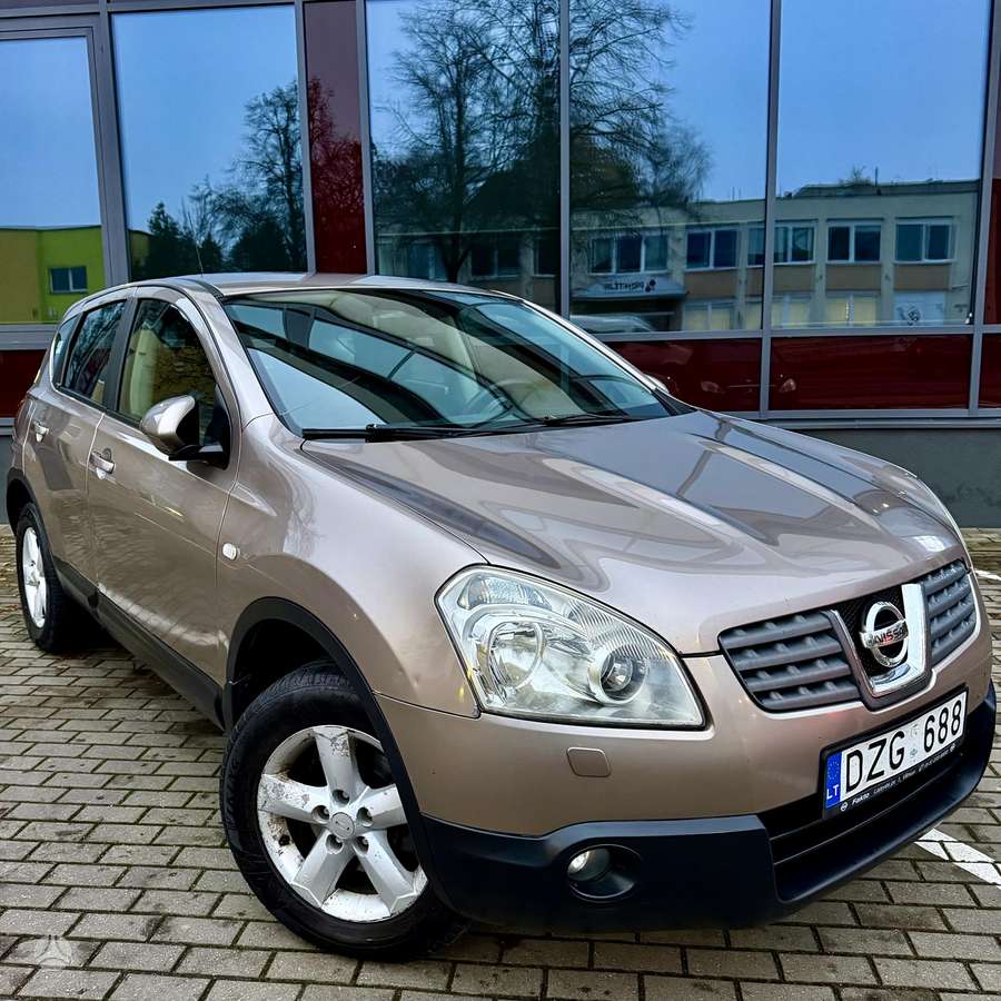 Nissan Qashqai 2008 — rear view