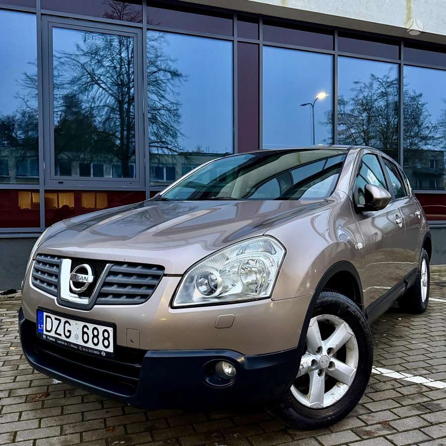 Nissan Qashqai 2008 — interior