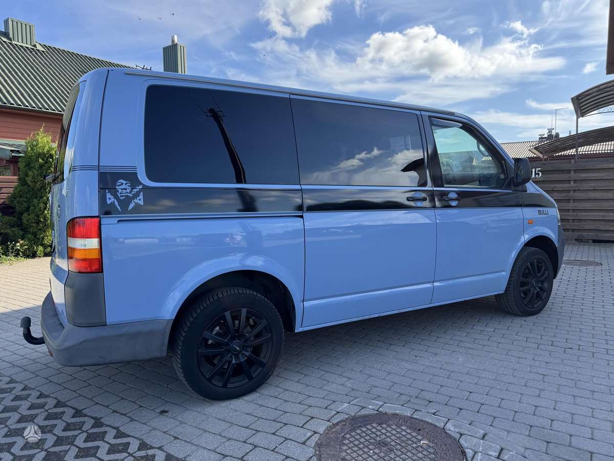 Volkswagen Transporter 2008 — photo 10