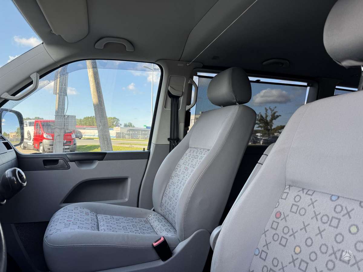 Volkswagen Transporter 2008 — photo 18