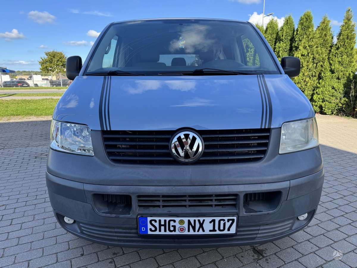 Volkswagen Transporter 2008 — interior