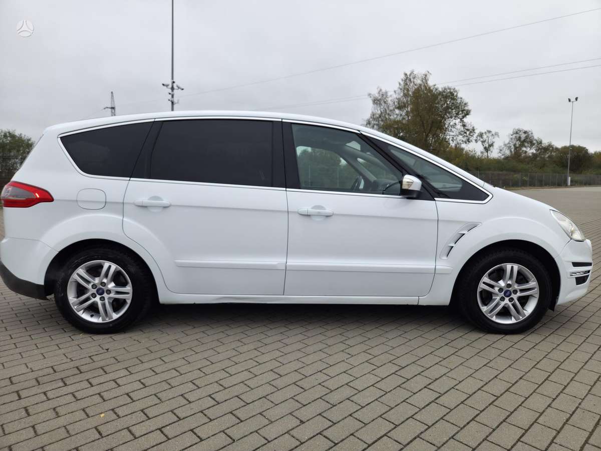Ford S-MAX 2011 — фото 16